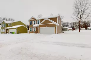 803 Parkwood Dr, Greenville, MI 48838 - Photo 49