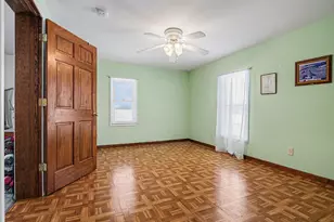 5494 Old Pipestone Rd, Eau Claire, MI 49111 - Photo 9