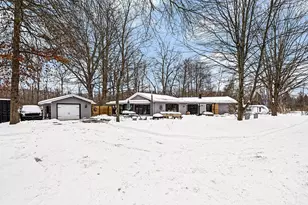 12435 Sandpiper Ln, Sawyer, MI 49125 - Photo 3