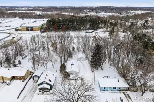 1629 Richmond St NW, Grand Rapids, MI 49504 - Photo 3