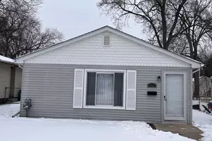 15512 Dixie, Bedford, MI 48239 - Photo 1