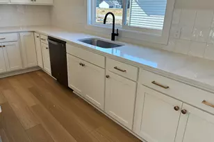 6114 Stahl Dr, Spring Lake, MI 49456 - Photo 7