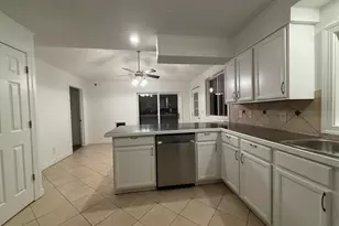 54 Maple St, Galesburg, MI 49053 - Photo 7