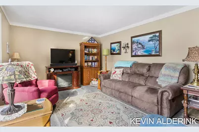 3010 104th Avenue, Zeeland, MI 49464 - Photo 9