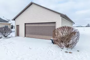 1064 Bayview Dr, Coldwater, MI 49036 - Photo 33
