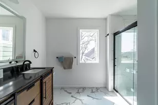 1064 Bayview Dr, Coldwater, MI 49036 - Photo 33