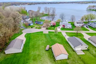 1064 Bayview Dr, Coldwater, MI 49036 - Photo 31