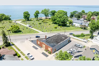 1719 Lakeshore Drive, Saint Joseph, MI 49085 - Photo 5