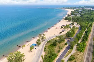 1719 Lakeshore Dr, Saint Joseph, MI 49085 - Photo 7
