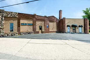 1719 Lakeshore Dr, Saint Joseph, MI 49085 - Photo 1