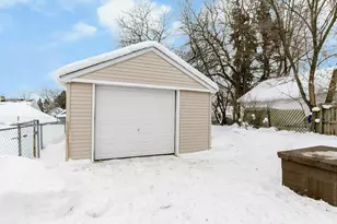 1538 Powers Ave NW, Grand Rapids, MI 49504 - Photo 23