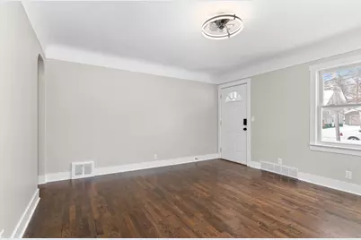 1538 Powers Avenue NW, Grand Rapids, MI 49504 - Photo 5