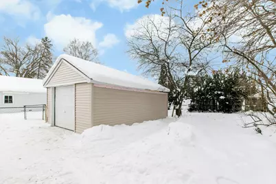 1538 Powers Avenue NW, Grand Rapids, MI 49504 - Photo 25
