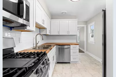 1538 Powers Avenue NW, Grand Rapids, MI 49504 - Photo 9