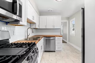 1538 Powers Ave NW, Grand Rapids, MI 49504 - Photo 9