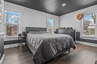 20 S West St, Hillsdale, MI 49242 - Photo 33