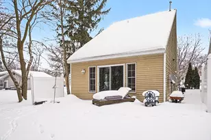 1015 Moreland St, Grand Haven, MI 49417 - Photo 15