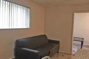 912 Oakland Ave, Ann Arbor, MI 48104 - Photo 5