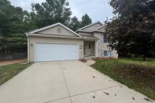 1207 Cedarwood Dr, Greenville, MI 48838 - Photo 29