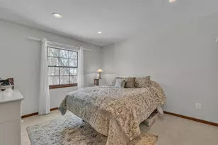 22014 Heatheridge Ln, Farmington Hills, MI 48335 - Photo 35