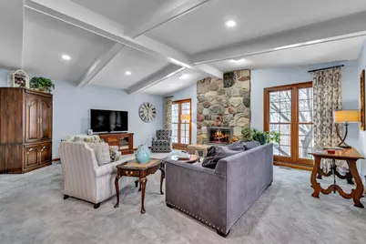 22014 Heatheridge Lane, Farmington Hills, MI 48335 - Photo 19