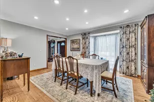 22014 Heatheridge Ln, Farmington Hills, MI 48335 - Photo 7