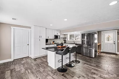 263 Cedar Street NE, Cedar Springs, MI 49319 - Photo 9