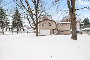 263 Cedar St NE, Cedar Springs, MI 49319 - Photo 29