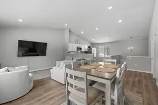 5088 Lk Pines Ct, Vicksburg, MI 49097 - Photo 15