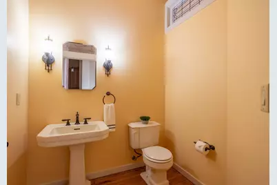 109 W Washington Avenue, Jackson, MI 49201 - Photo 15