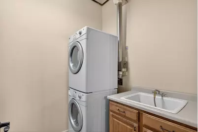 109 W Washington Avenue, Jackson, MI 49201 - Photo 31