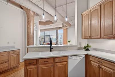 109 W Washington Avenue, Jackson, MI 49201 - Photo 11