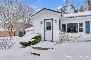 753 W State St, Belding, MI 48809 - Photo 3