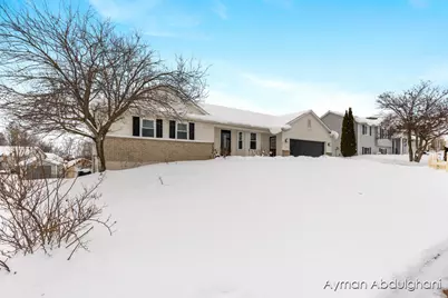 434 Greenview Drive, Caledonia, MI 49316 - Photo 5