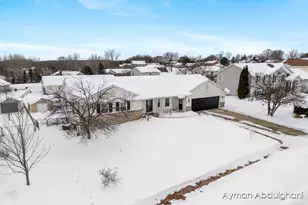 434 Green View Dr, Caledonia, MI 49316 - Photo 43