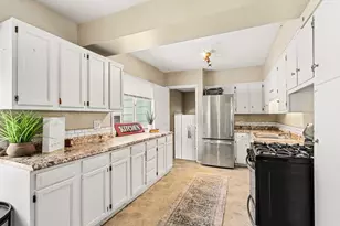 4372 E D Ave, Kalamazoo, MI 49009 - Photo 11