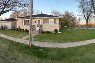 4630 Jefferson Ave SE, Grand Rapids, MI 49548 - Photo 9