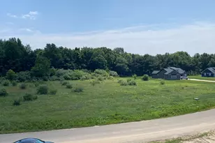 6166 Medinah Ln, Kalamazoo, MI 49004 - Photo 3