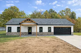 354 Nicole Dr, Grand Rapids, MI 49534 - Photo 1