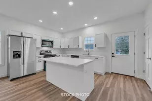 715 Victory Ln, Cassopolis, MI 49031 - Photo 9