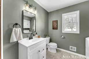 3121 Memorial Dr, Holland, MI 49424 - Photo 23