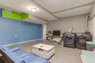 1500 W Saint Joseph Street, Lansing, MI 48915 - Photo 29