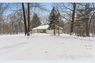 18569 Chinquapin Drive, Spring Lake, MI 49456 - Photo 3