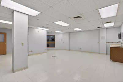 300 W Washington Avenue #030, Jackson, MI 49201 - Photo 9