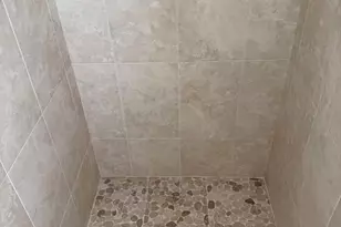 3550 Kings Point Dr, Troy, MI 48083 - Photo 27