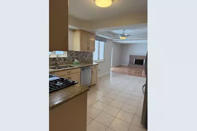 3550 Kings Point Drive, Troy, MI 48083 - Photo 9