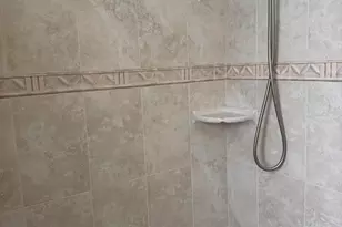 3550 Kings Point Dr, Troy, MI 48083 - Photo 21