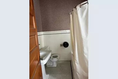 161 NE Capital Avenue NE, Battle Creek, MI 49017 - Photo 13