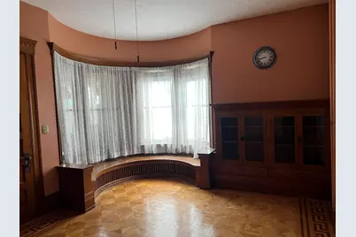 161 NE Capital Avenue NE, Battle Creek, MI 49017 - Photo 7