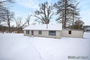 204 S Grove St, Stanton, MI 48888 - Photo 41